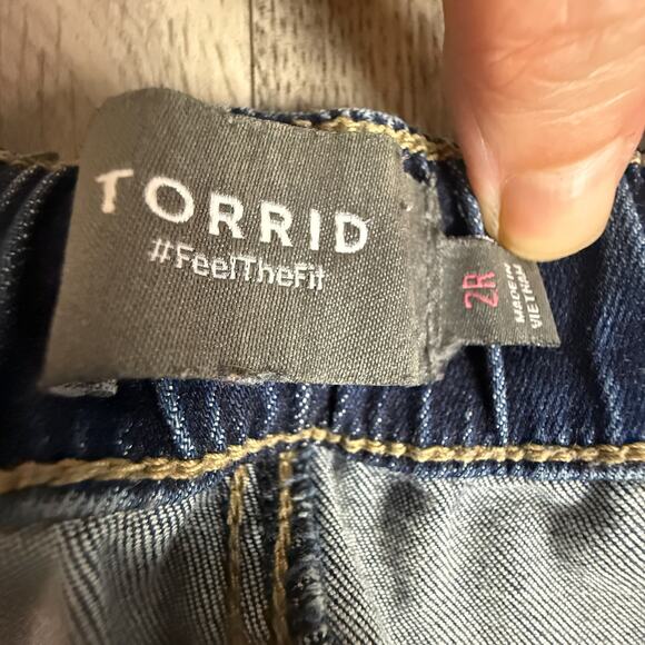 Torrid Feel The Fit 2R Distressed Jogger Jeans Blue Elastic Waist Denim Pants - Picture 4 of 7